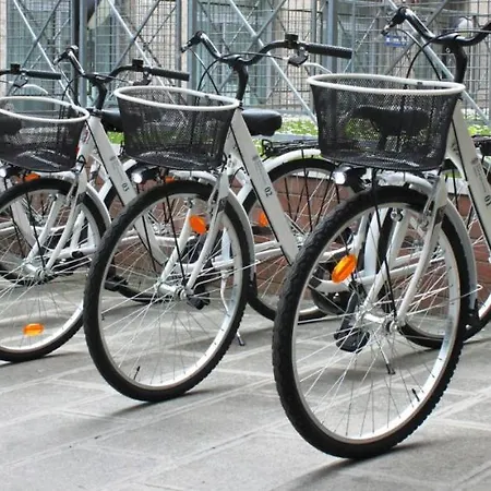펜션 Air-Conditioned Studio Near The Sea With Wi-Fi Garden And Bike *