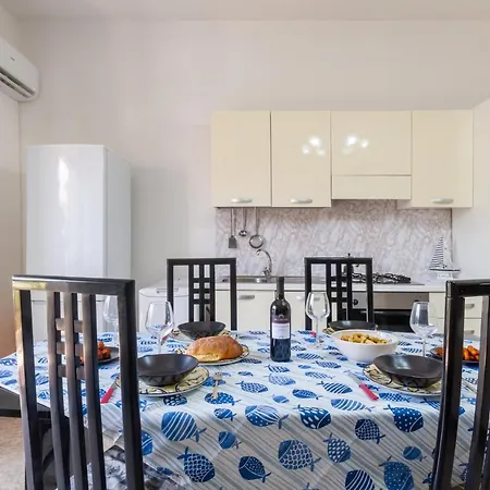 Luxury With Swimming Pool In Torre Lapillo No4685 * Porto Cesareo
